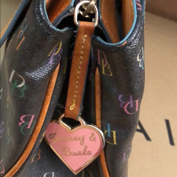 Vintage dooney hearts - Picture 5 of 8